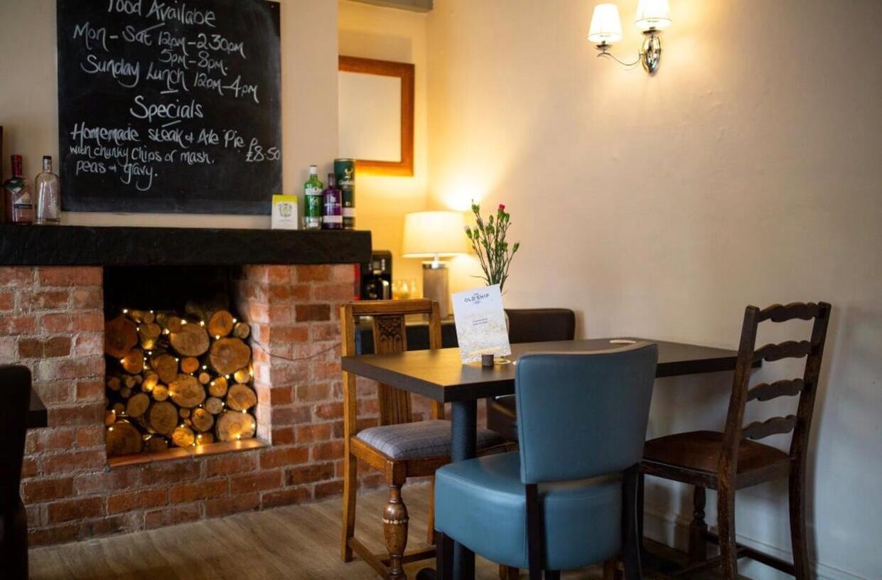Lowdham The Old Ship Inn מראה חיצוני תמונה